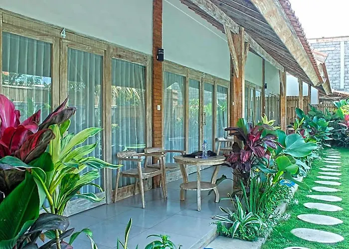 Peaceful Fancy Twin Bed With Pool In Canggu 3*