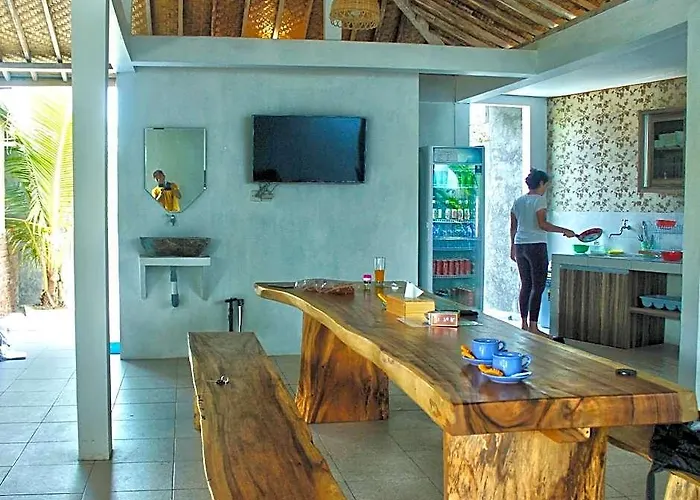 ホテル Peaceful Fancy Twin Bed With Pool In Canggu 3*