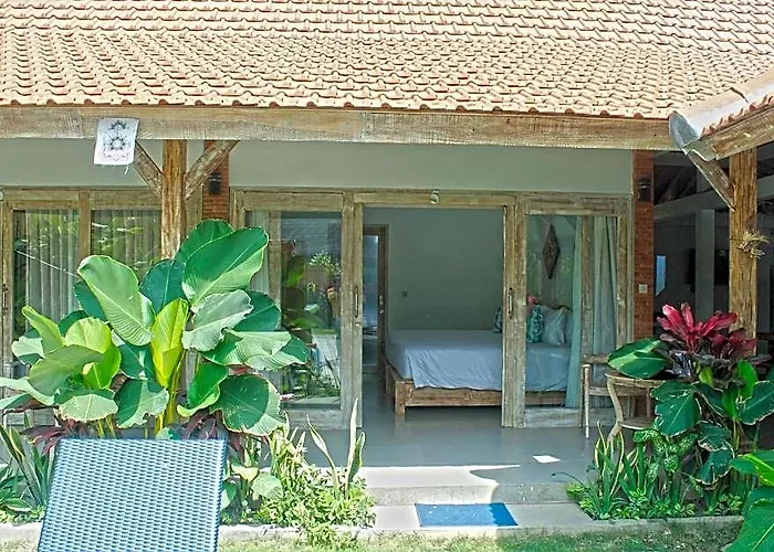 Peaceful Fancy Twin Bed With Pool In Canggu 3*